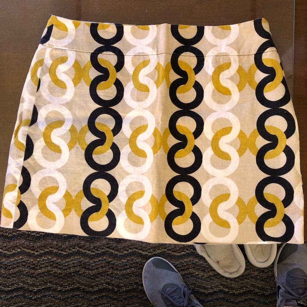 Great condition J Crew short pencil skirt